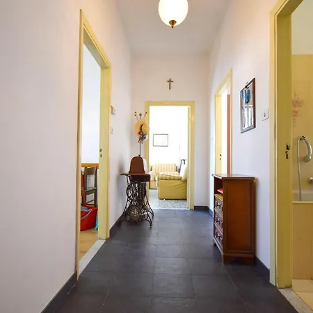 2 Bedroom Stunning In Appartamento