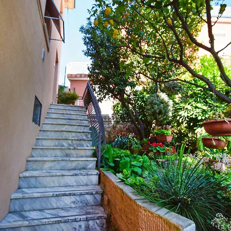 Stunning In Daire Pietra Ligure